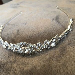 David’s Bridal diamond crown/Headband